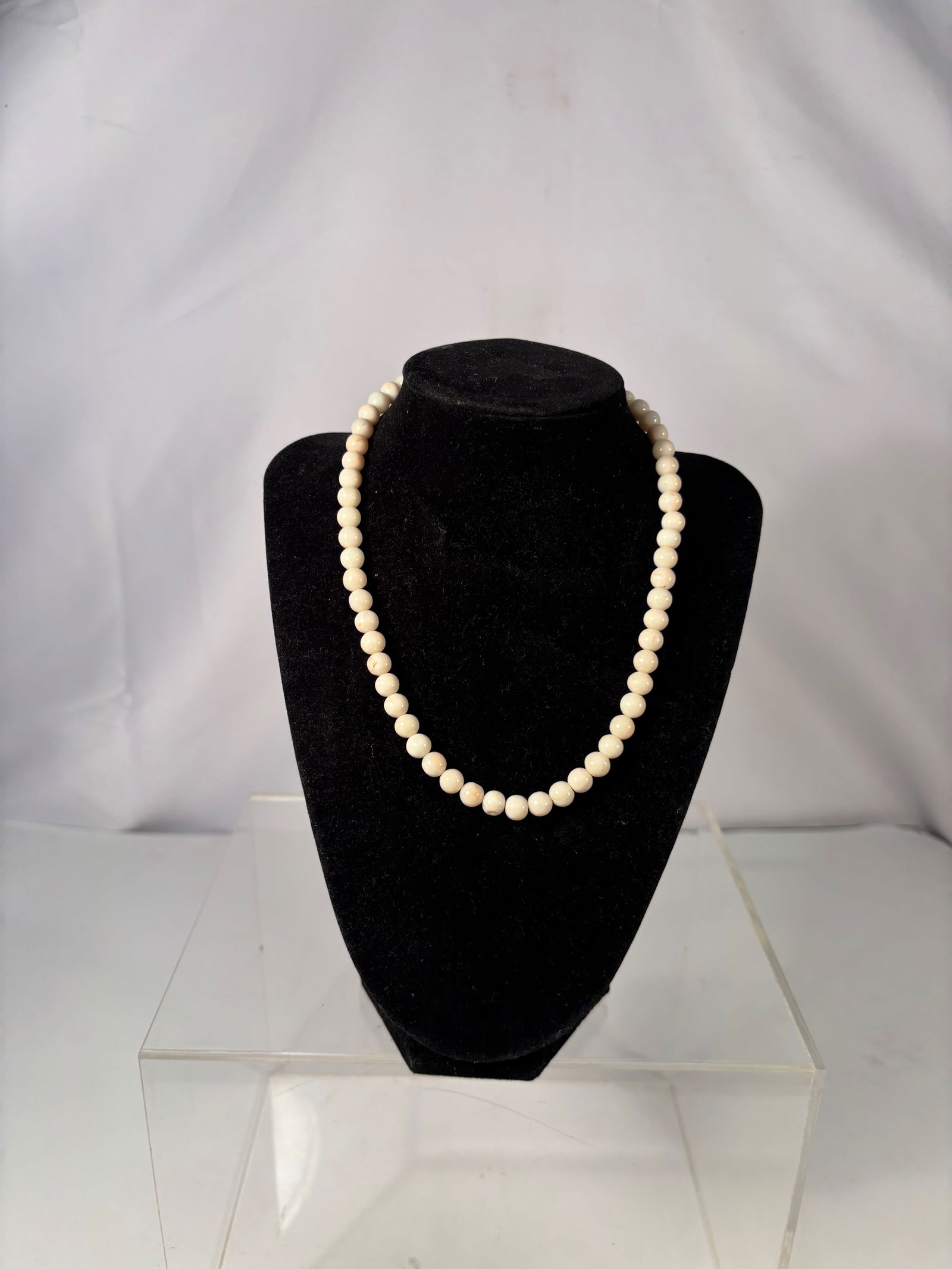 A Vintage White Coral Bead Necklace (1 of 5)