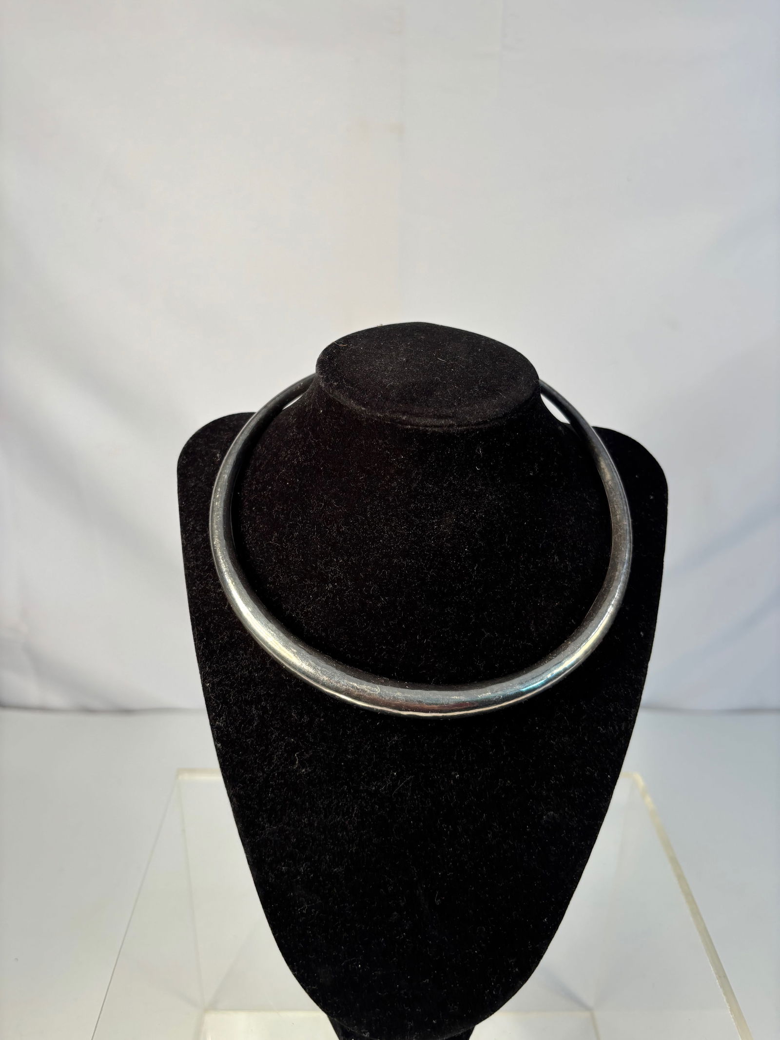 A Silver Torque-Style Collar Necklace (1 of 7)