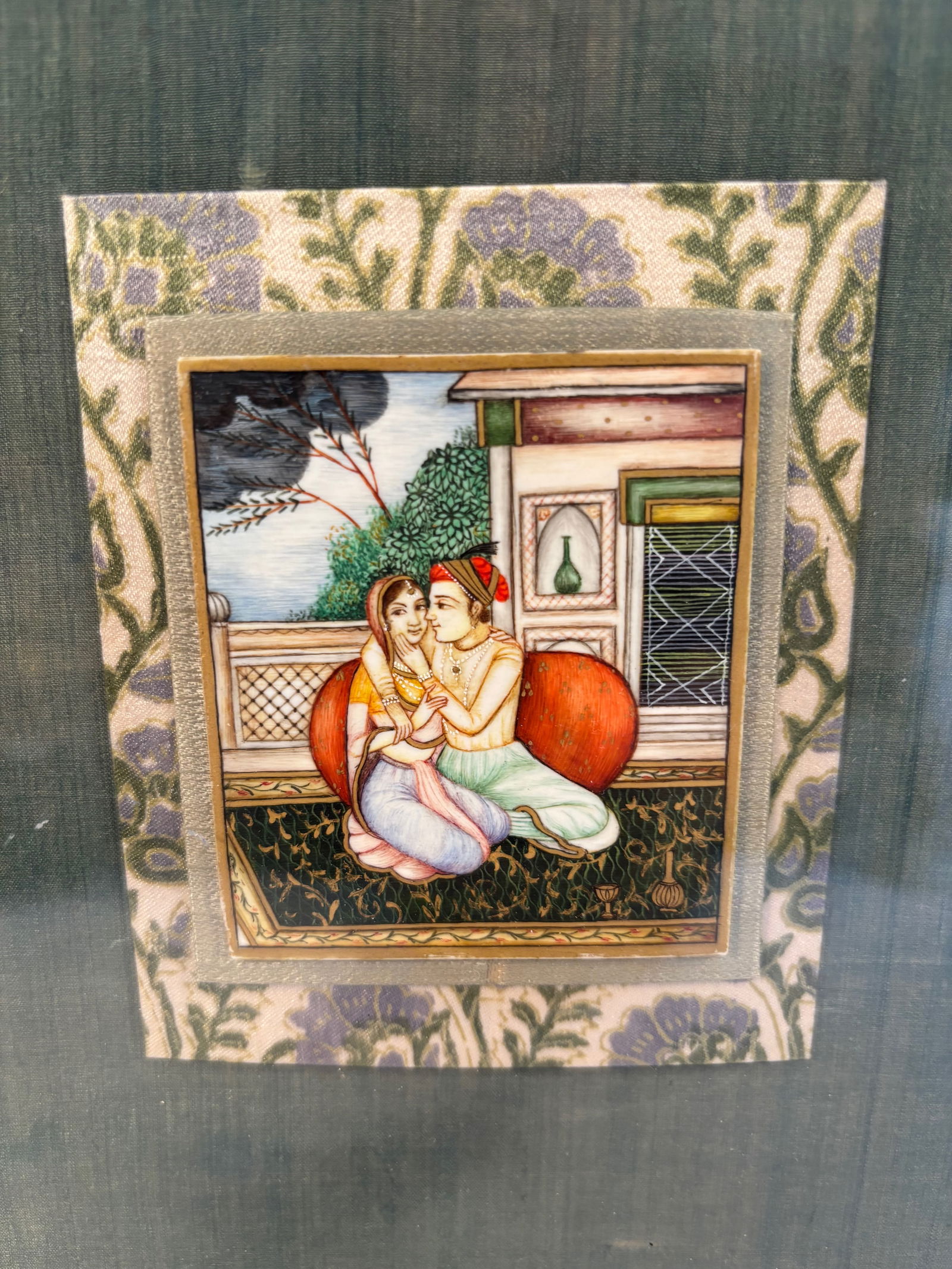 A Miniatures Indian Scene Painting Framed: qqDimensions?frame: 10" x 11"