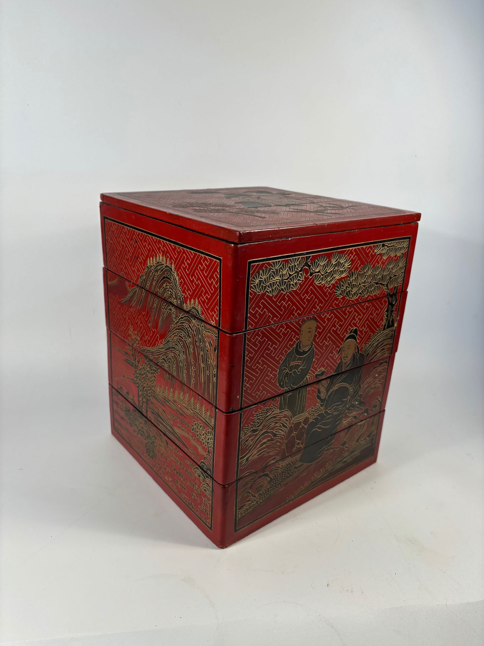 A Chinese red lacquer hand painted box - 2
