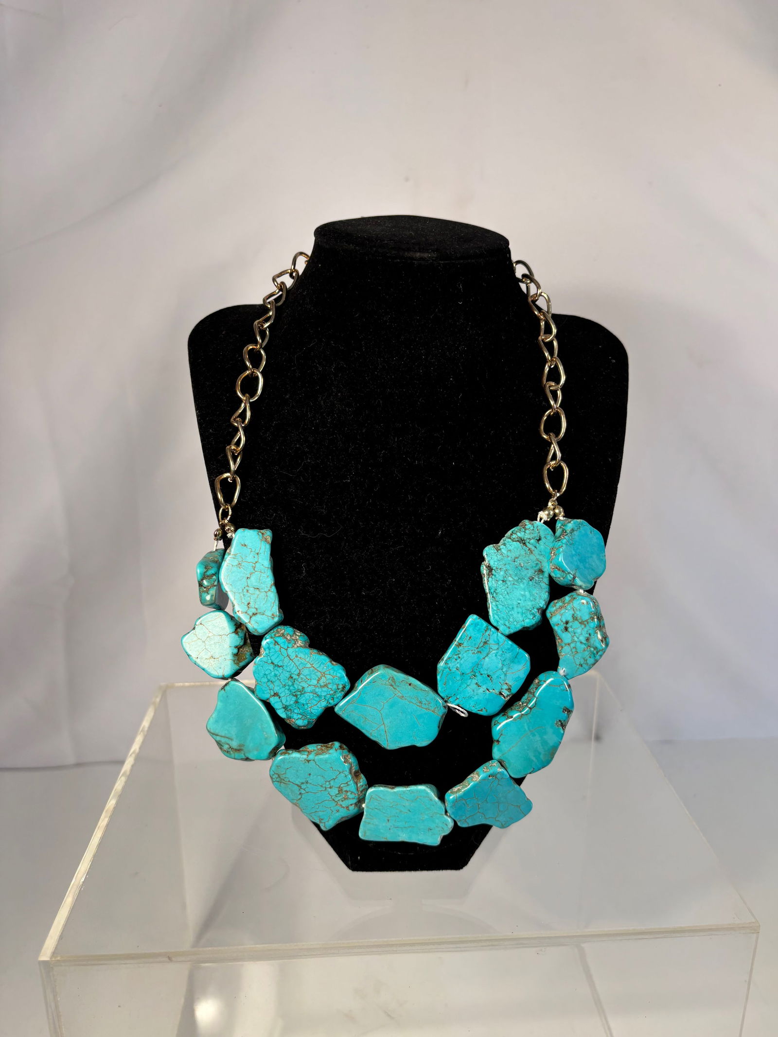 A Bold Two-Strand Turquoise Nugget Necklace with Gold-Tone Chain , 134 gram (1 of 6)