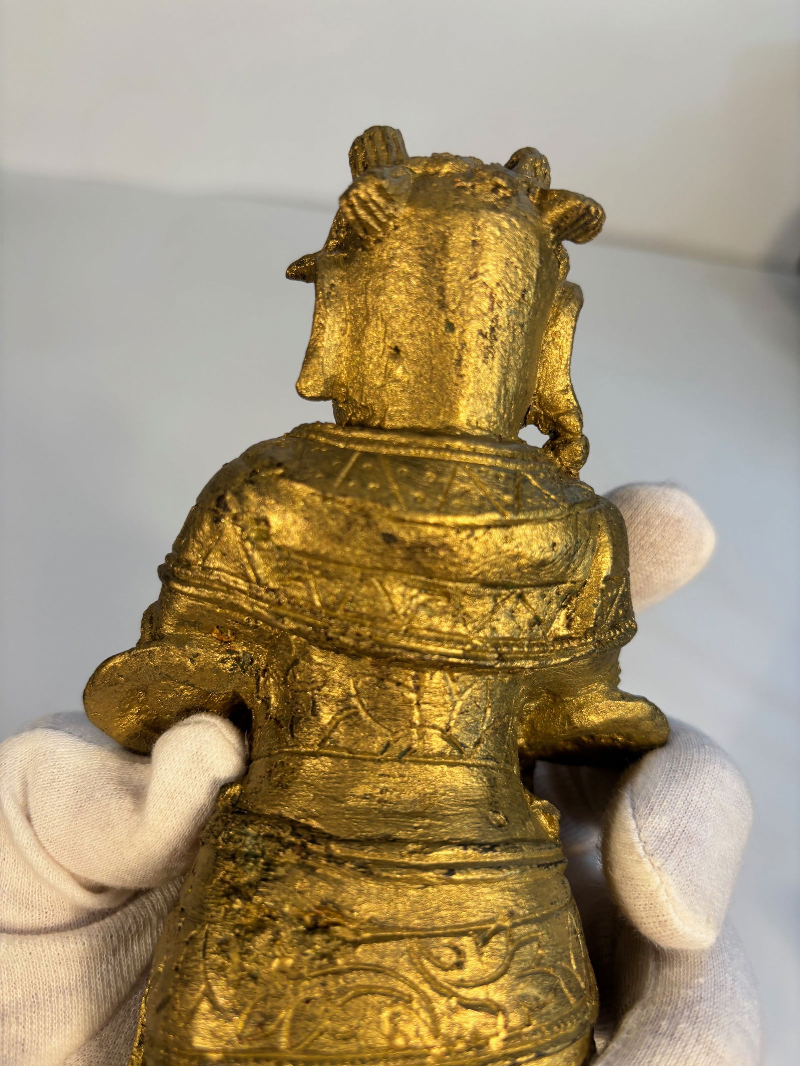 A Chinese gilt bronze standing figure statue - 4