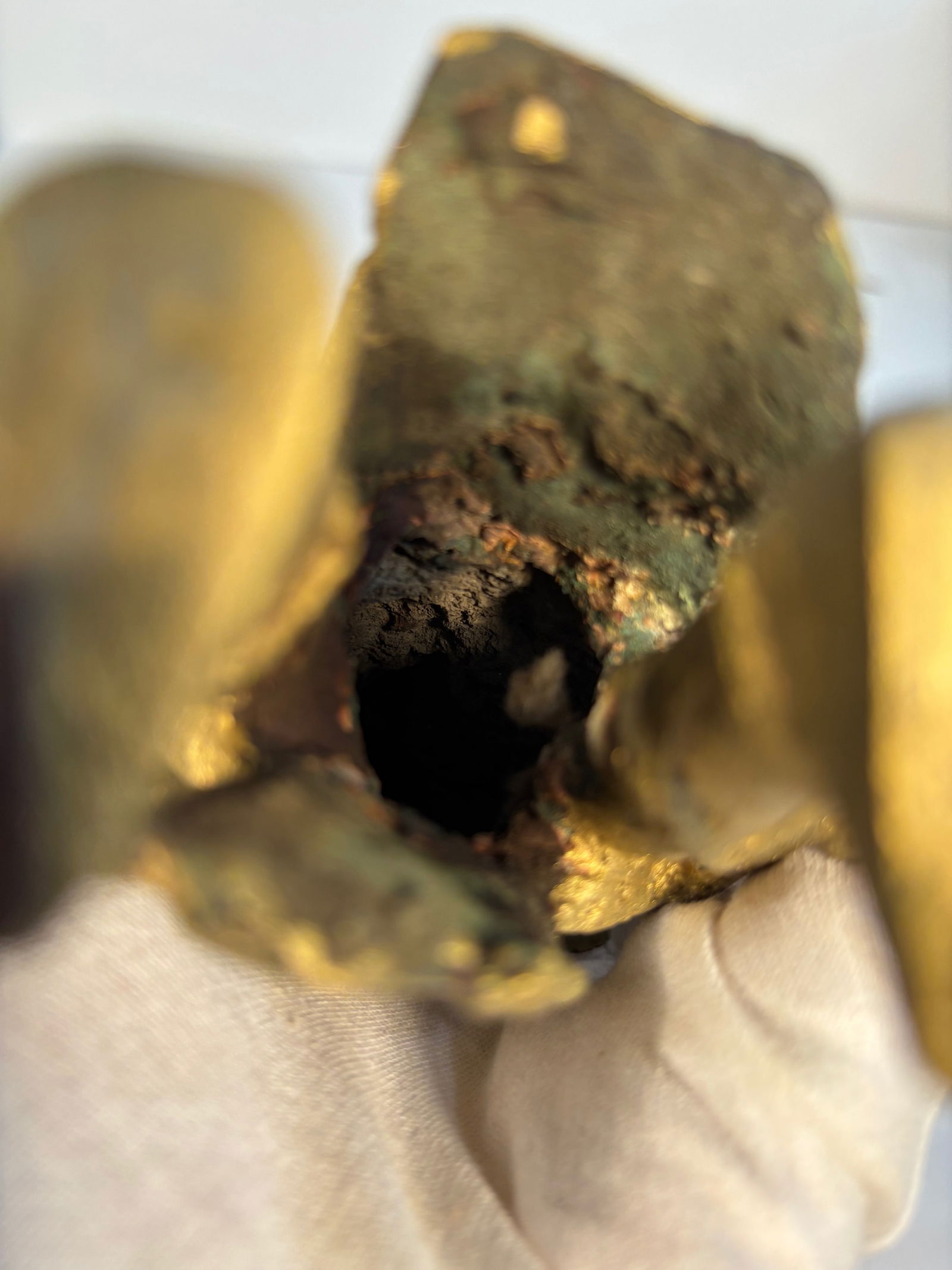 A Chinese gilt bronze standing figure statue - 6