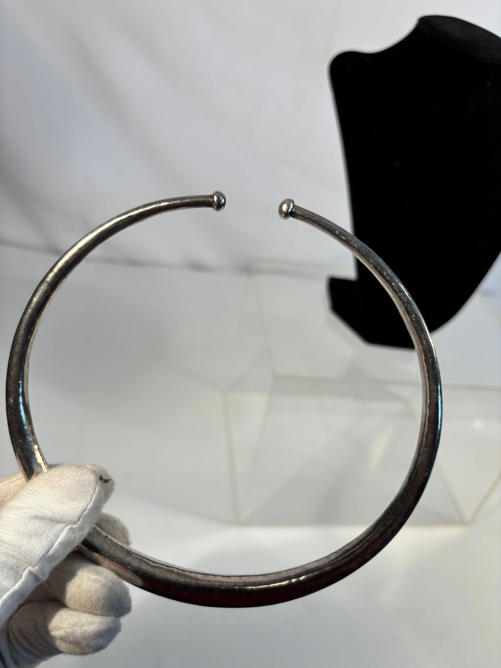 A Silver Torque-Style Collar Necklace - 7