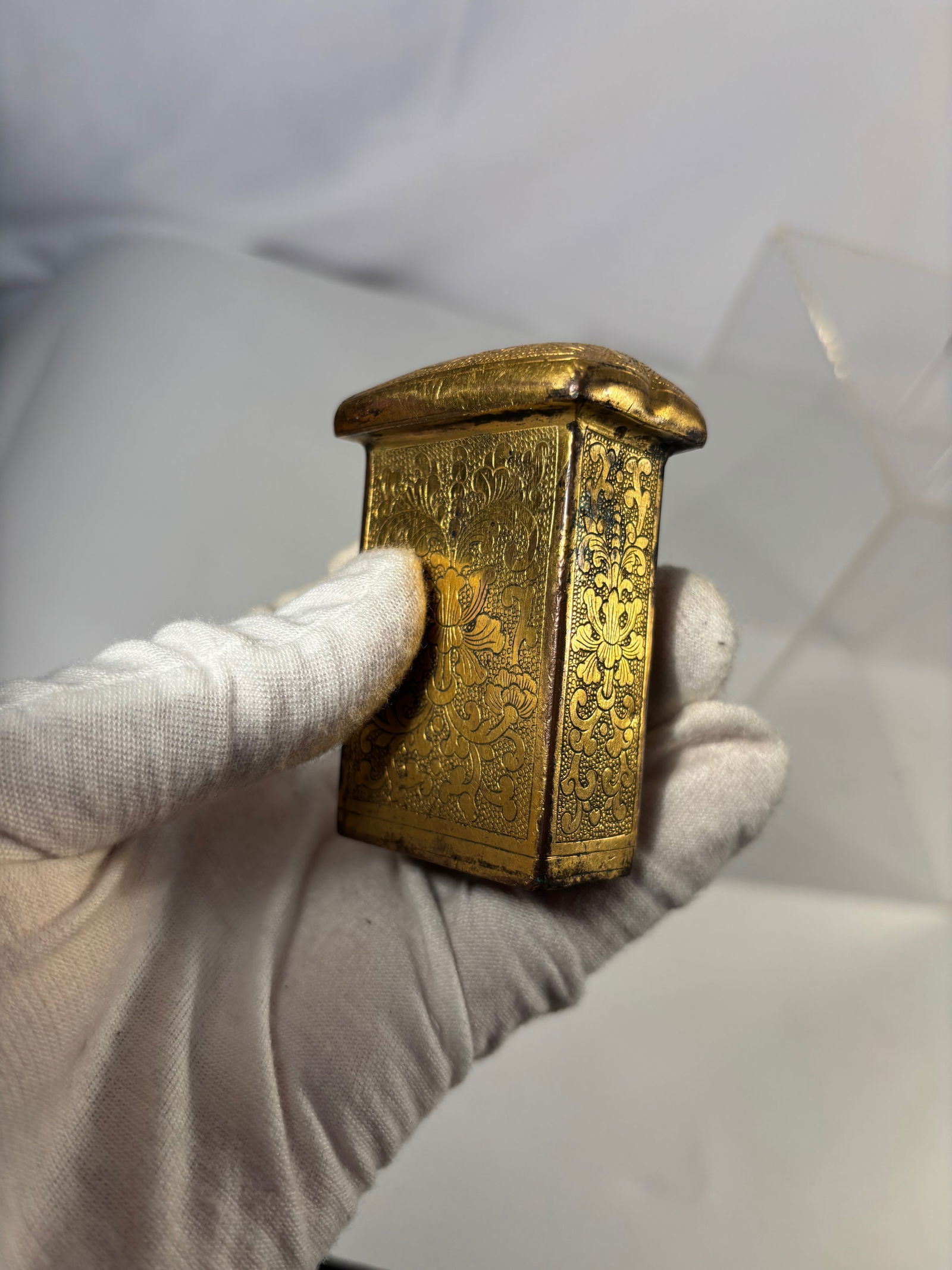 A Chinese Gilt Bronze Rectangular Fitting with Shou Medallion - 6