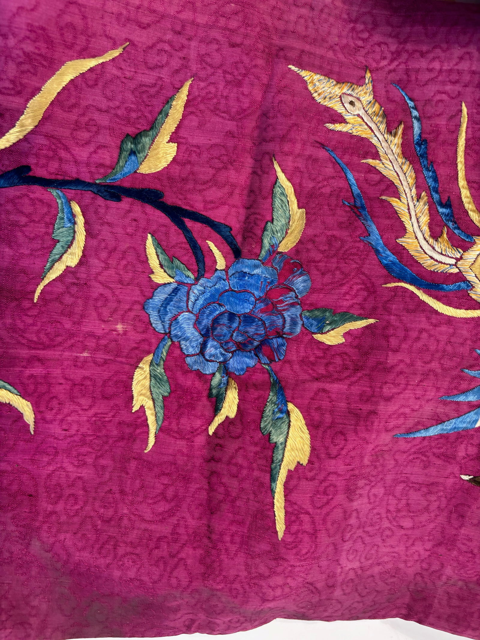 A Chinese silk embroidered panel - 6