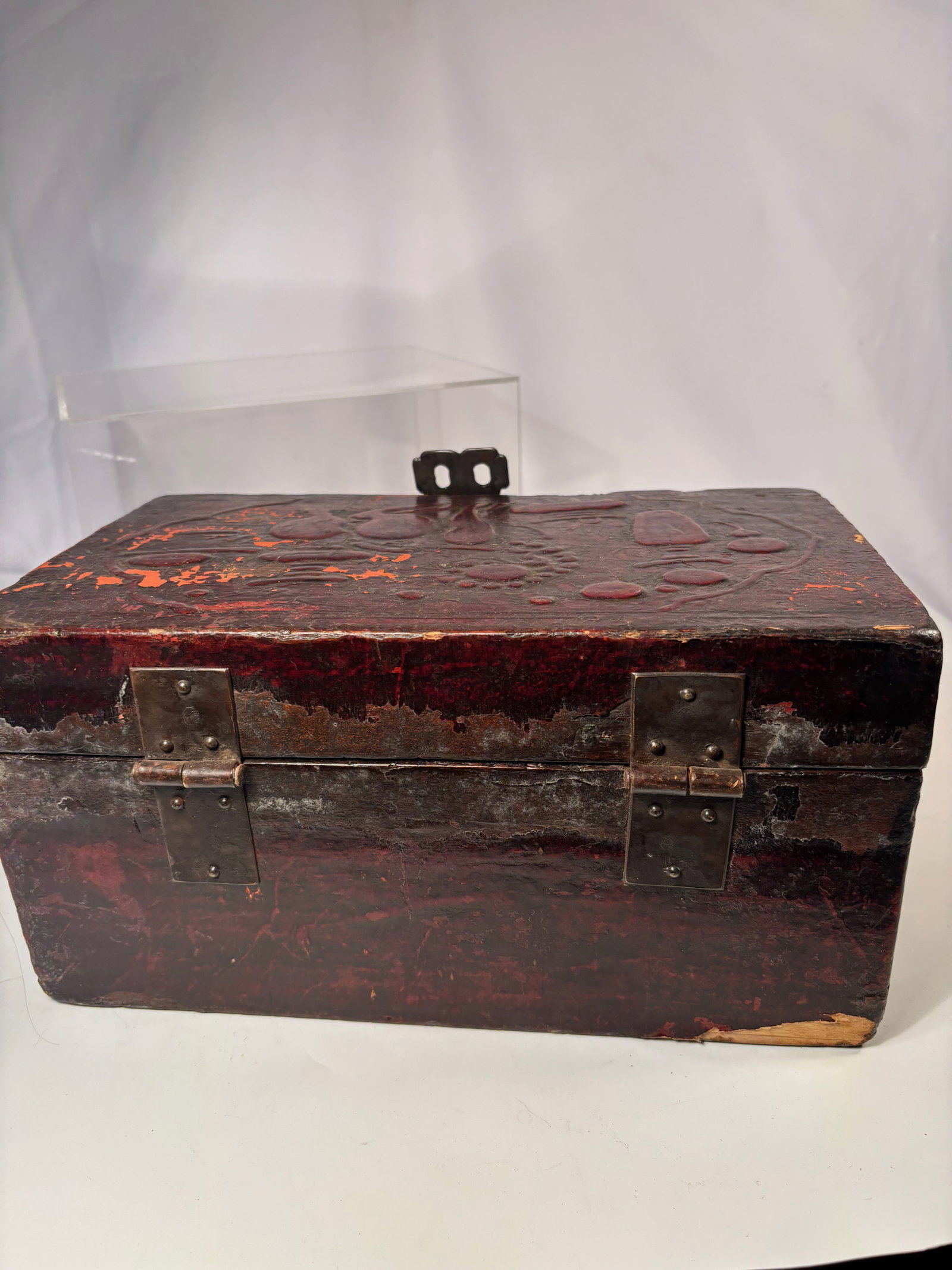 A Chinese Carved Laquer Box - 10