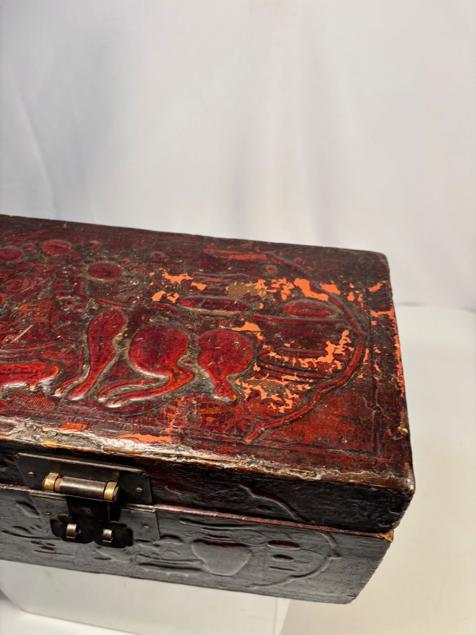 A Chinese Carved Laquer Box - 5