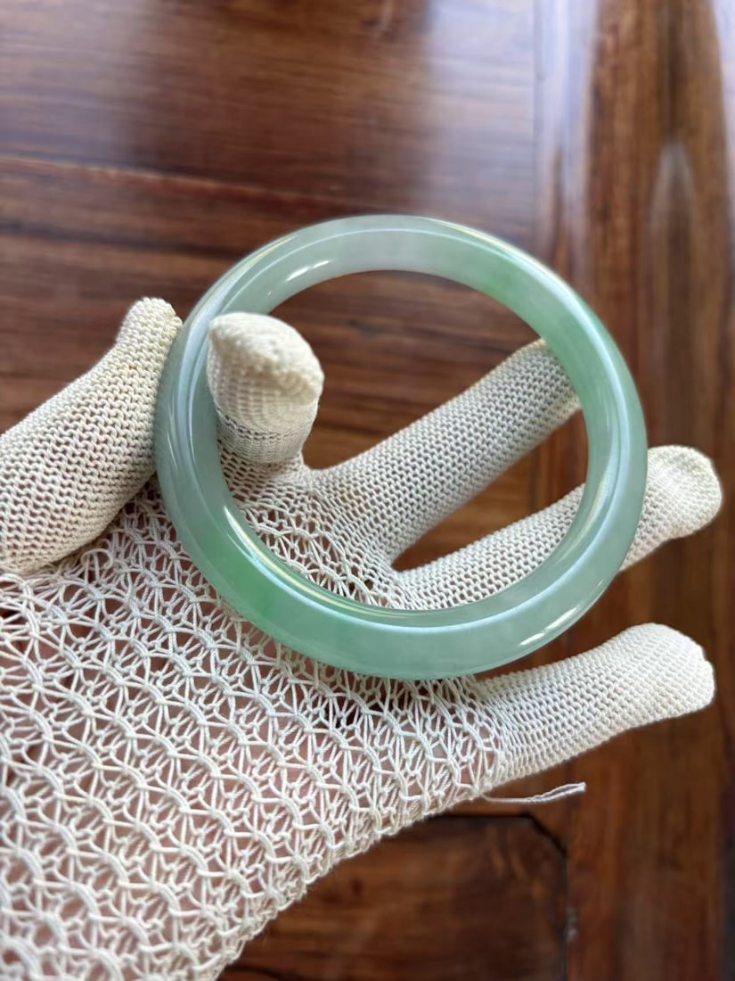 A Chinese jadited round solid bangle - 7