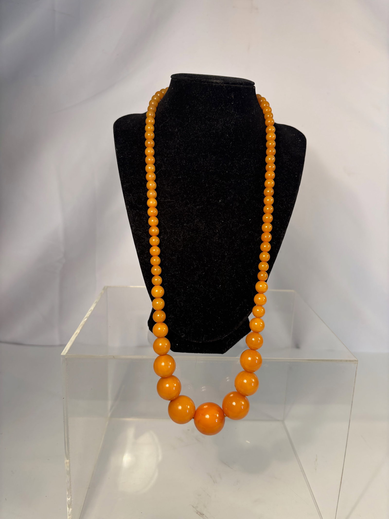 A Graduated Butterscotch Amber Bead Necklace, 27.5 Inches, 2.30 oz (1 of 5)