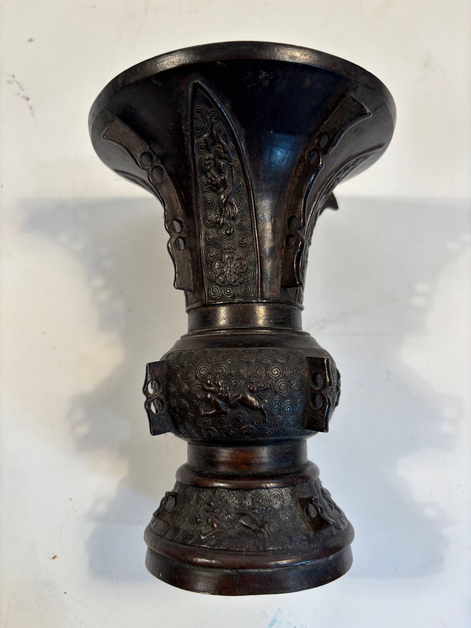 A Chinese Bronze vase - 2