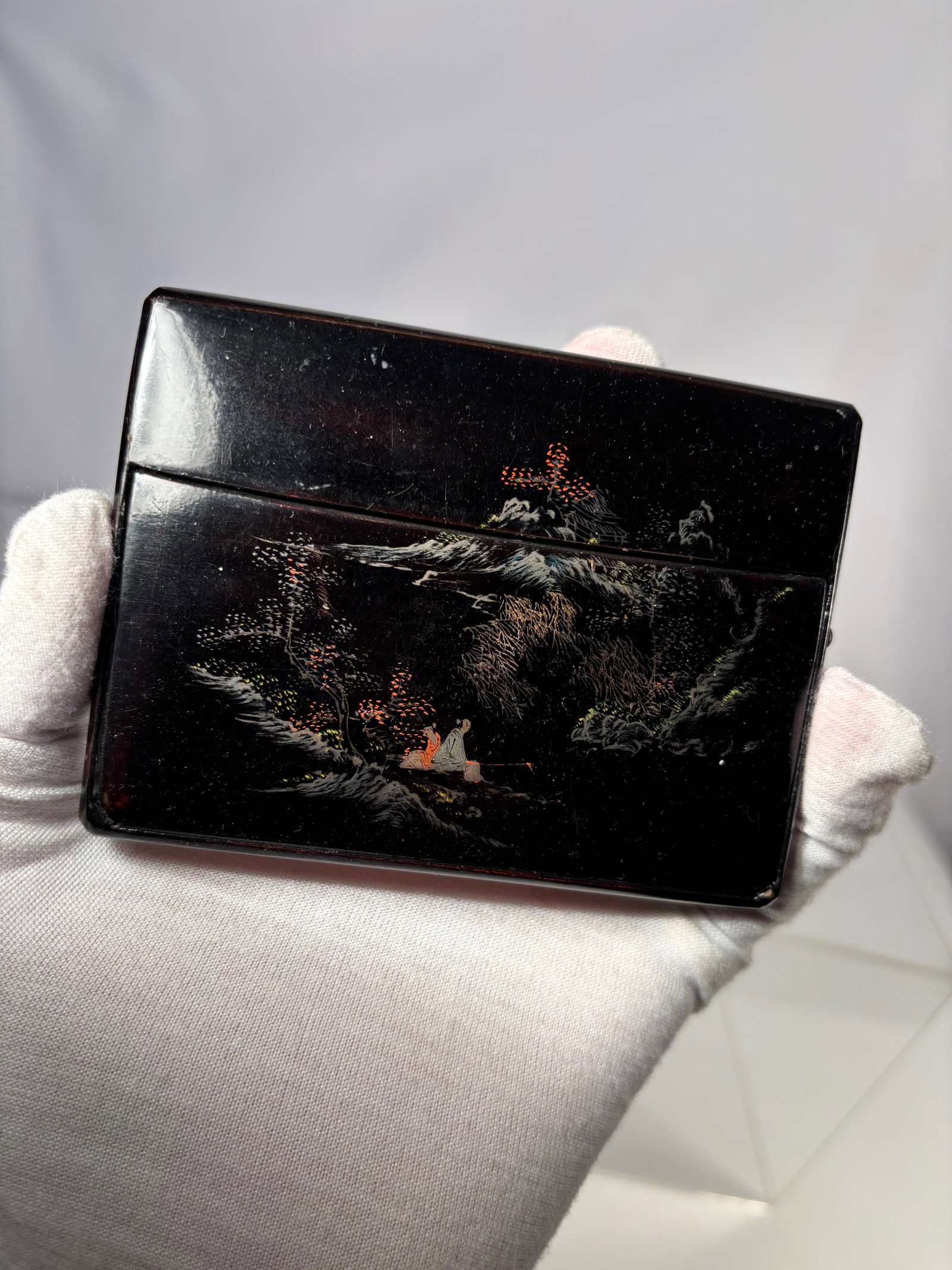 A Chinese Fujian Lacquer Business Card Case, Marked “Min Qi (1 of 7)