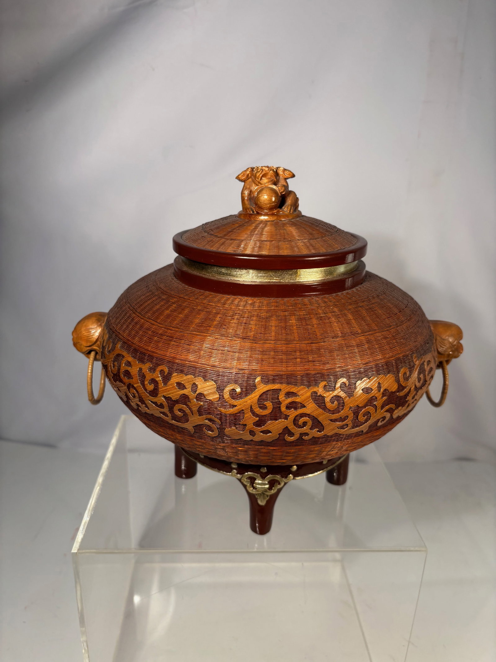 A Chinese Bamboo & Wood Form Carved Decorative Censer Box, Shanghai Handicrafts (1 of 13)