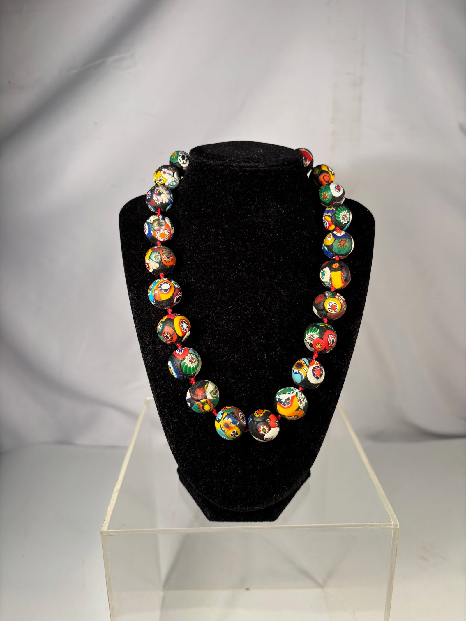 A Vintage Millefiori Murano-Style Glass Bead Necklace (1 of 13)