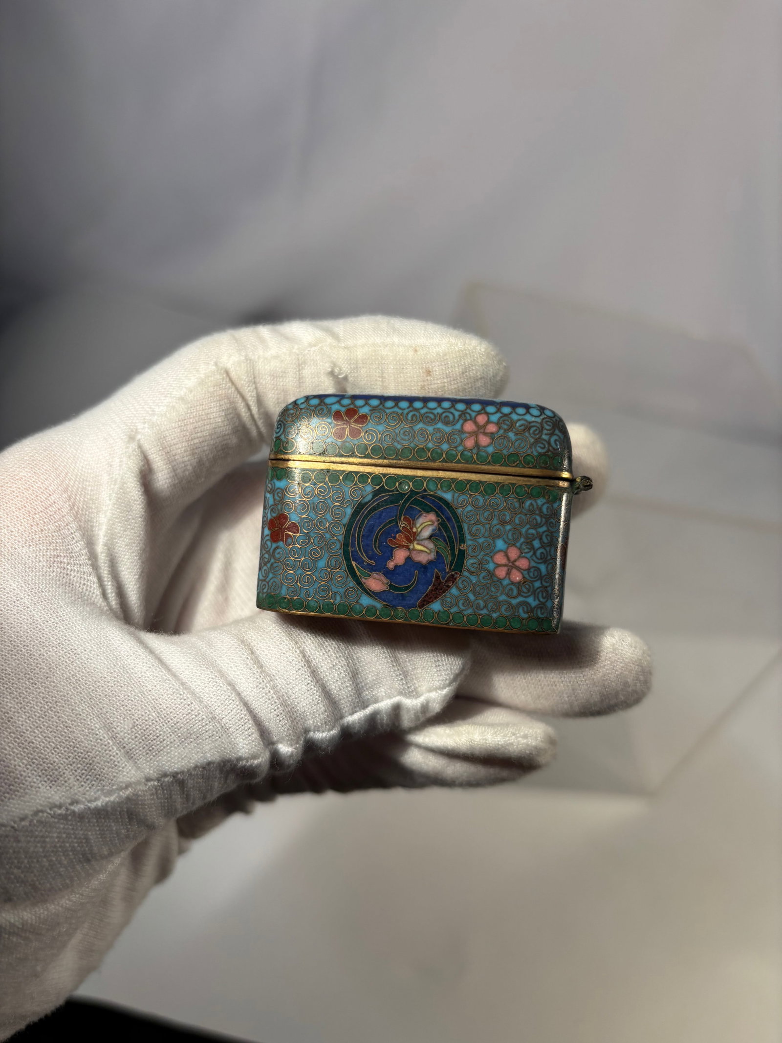 Preview at Liveauctioneers.com - 4