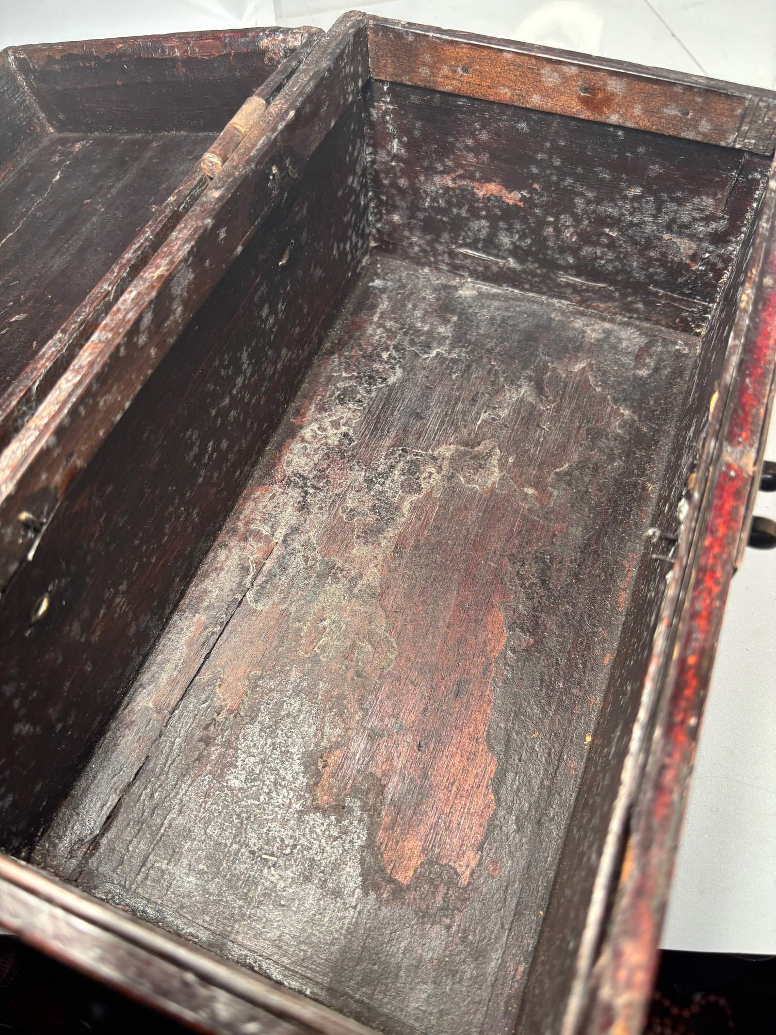 A Chinese Carved Laquer Box - 8
