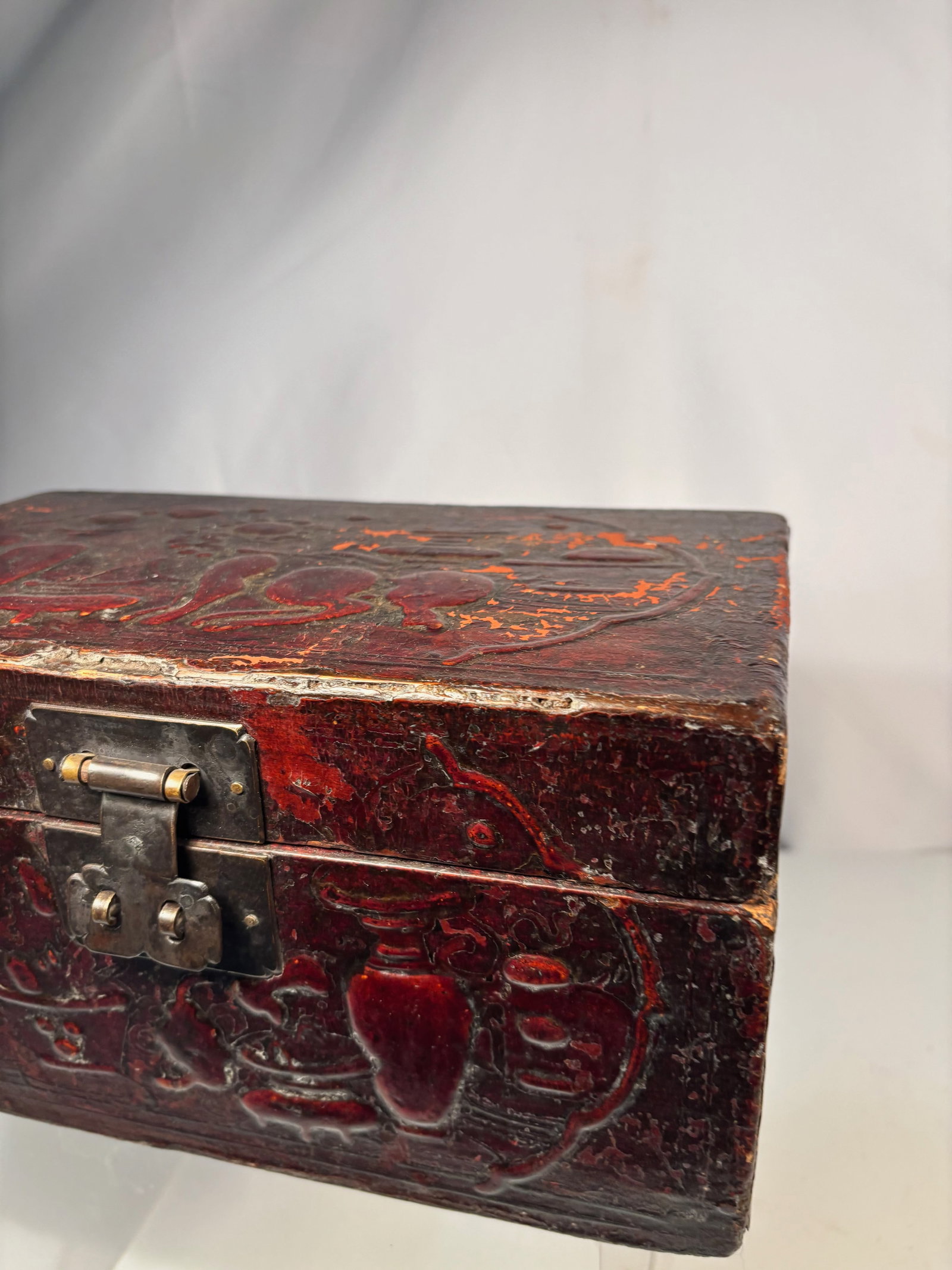 A Chinese Carved Laquer Box - 4