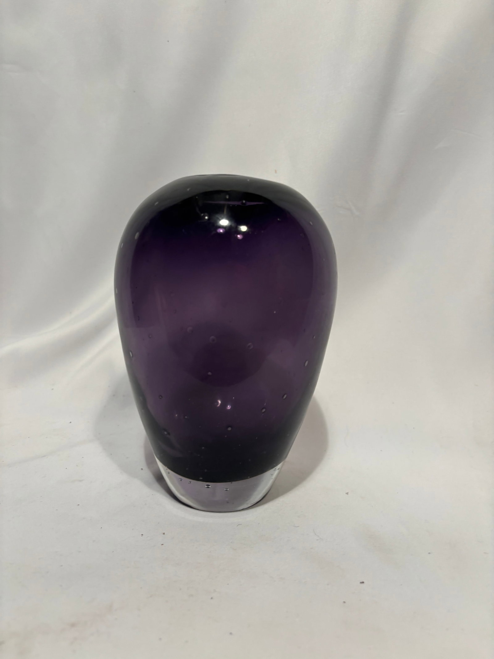Heavy Hand Blown Amethyst Art Glass Vase (1 of 6)