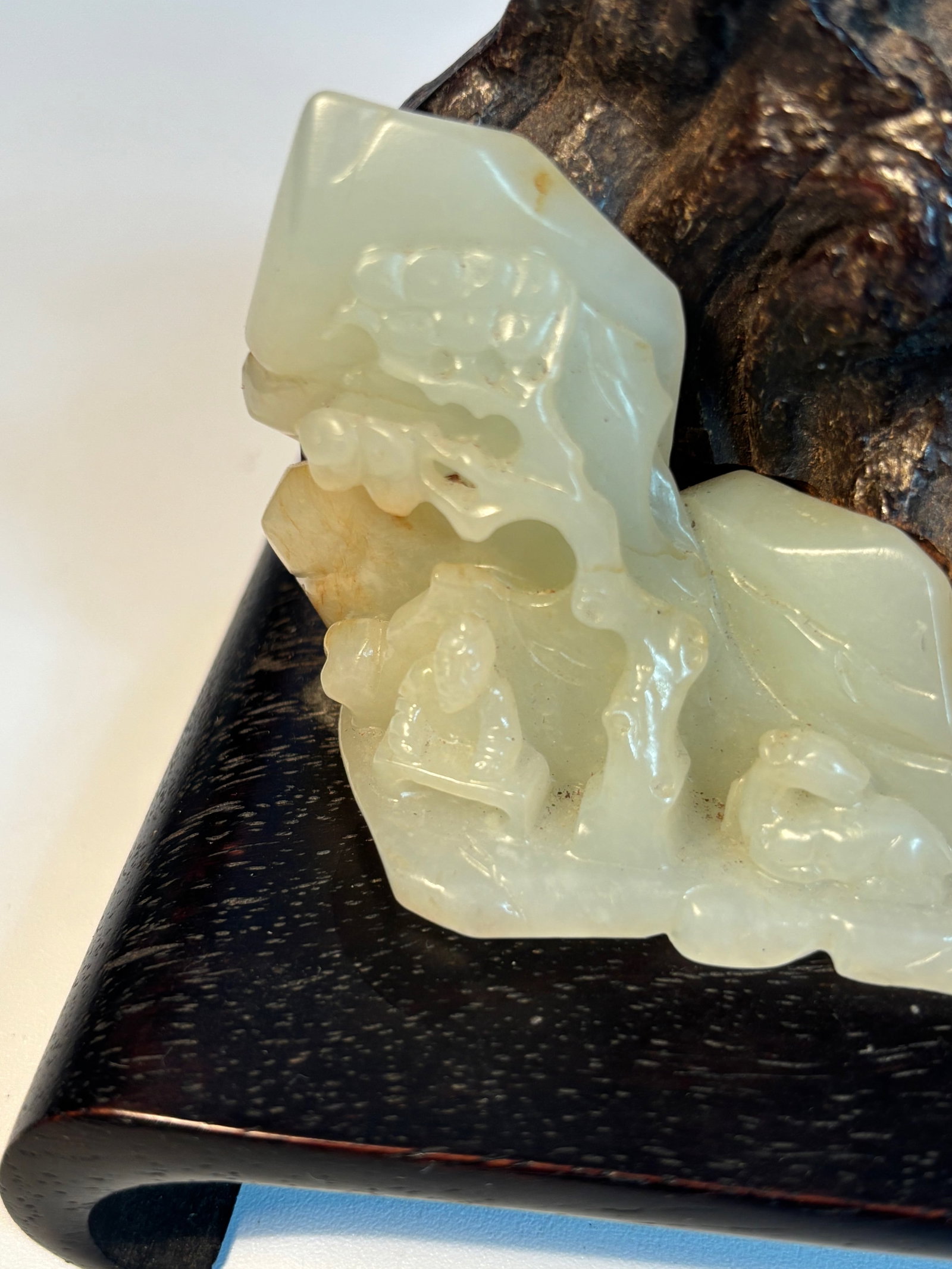 A Chinese nephrite jade artwork statue - 4