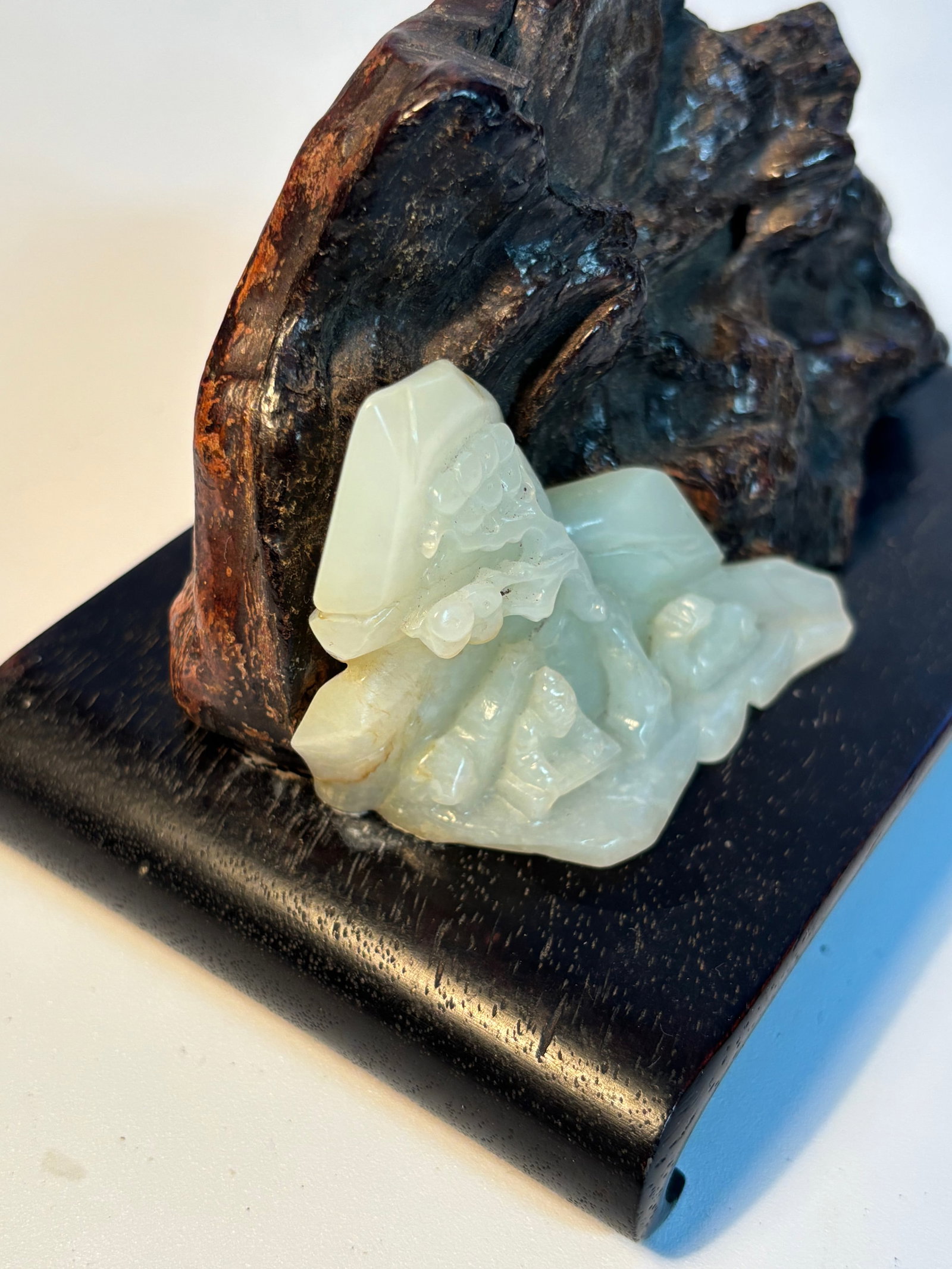 A Chinese nephrite jade artwork statue - 5