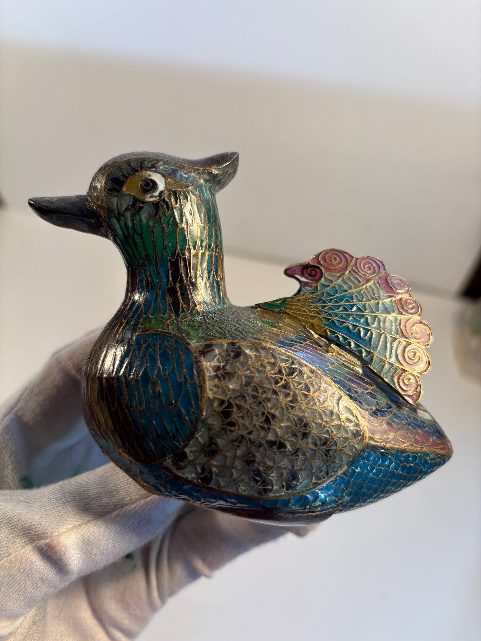 A Chinese PLIQUE A JOUR CLOISONNE QUAIL / BIRD ENAMEL: Early 20th century;Dimensions?Length: 5.5 inches