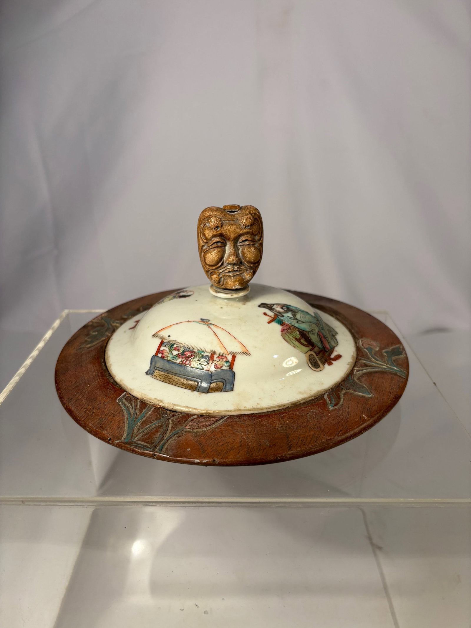 A Chinese Famille Rose Porcelain Cover with Carved Stone Finial and Stand