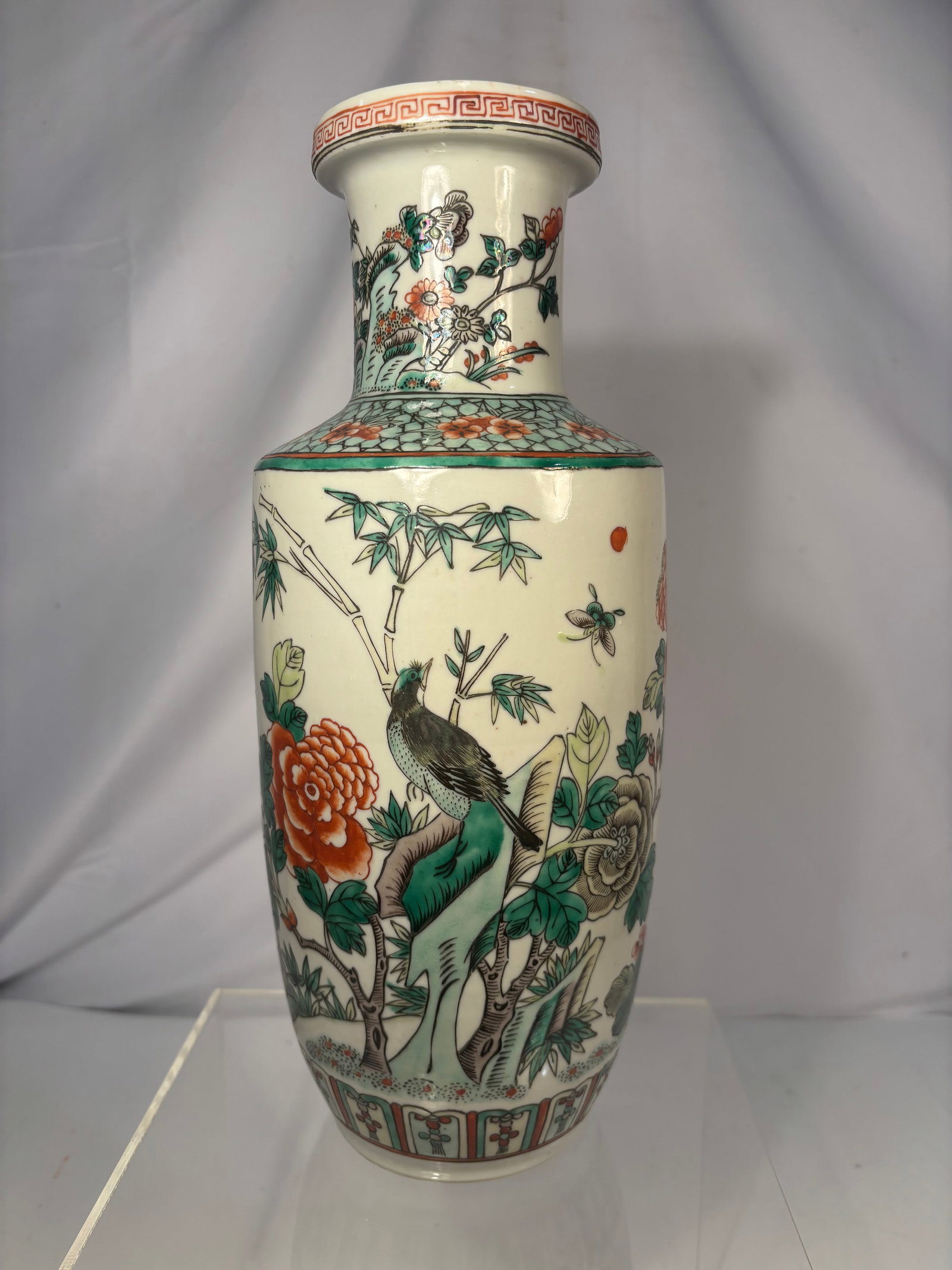 Chinese Famille Verte Porcelain Bird and Flower Vase Qing Dynasty (1644-1912)
