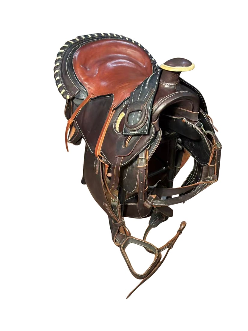 Well-Made Western Roping Saddle with Deep Seat and Leather-Wrapped Horn