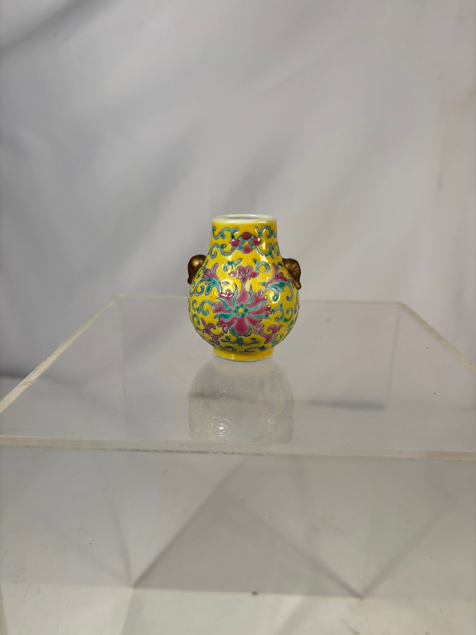 A Chinese Enameled Porcelain Miniature Vase with Gilt Mask Handles, Marked China