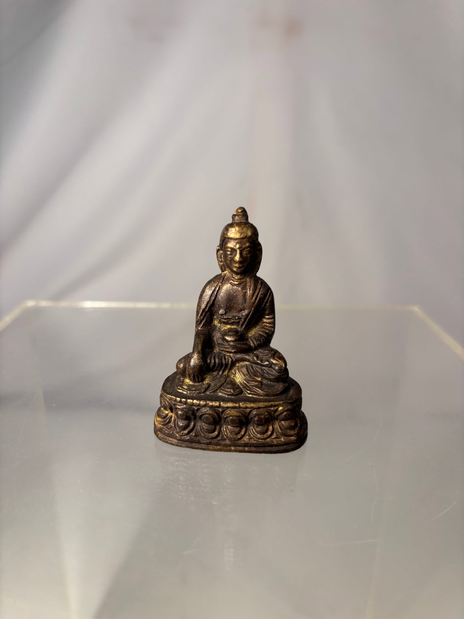Tibetan Gilt-Bronze Figure of Shakyamuni Buddha 19th century