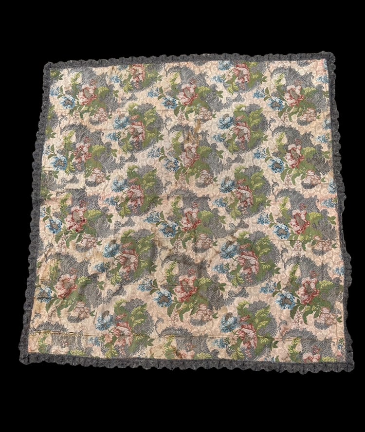 Antique French Floral Silk Jacquard Brocade Wall Hanging or Decorative Table Cover Early 20 th: An Antique French-style decorative textile woven in richly colored silk jacquard brocade. The design features elaborate bouquets of roses and foliage set against a pale patterned ground, with subtle E
