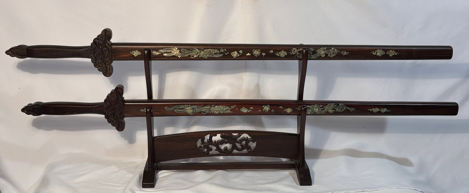 Japanese Hardwood Double Samurai Sword Display Stand with Dragon Decoration (1 of 14)