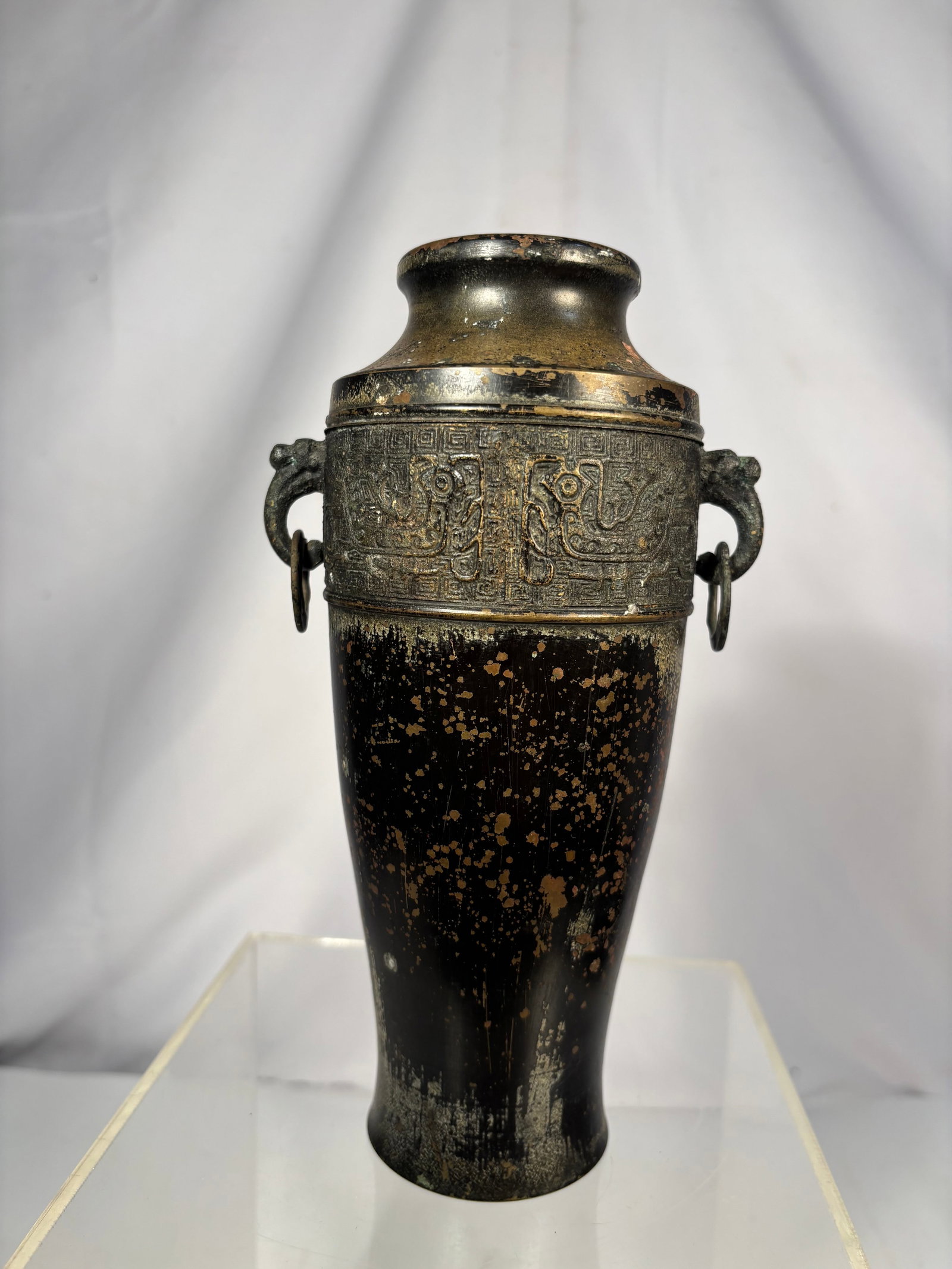 Chinese Black and Gilt bronze Hu Vase with Taotie Masks and Elephant-Form Ring Handles (1 of 9)
