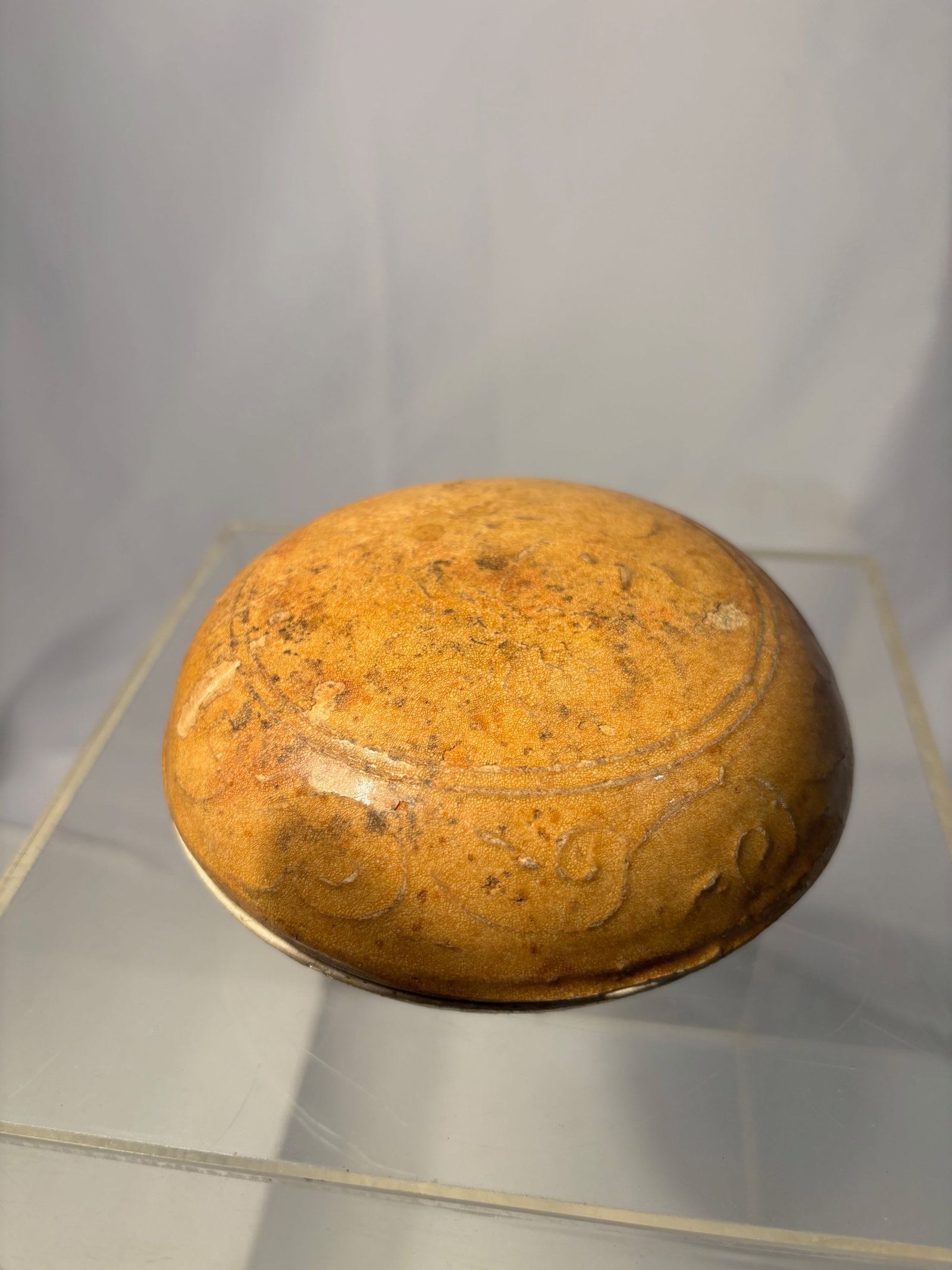 A Chinese Archaistic Style Ceramic box, Song Dynasty probably (1 of 9)