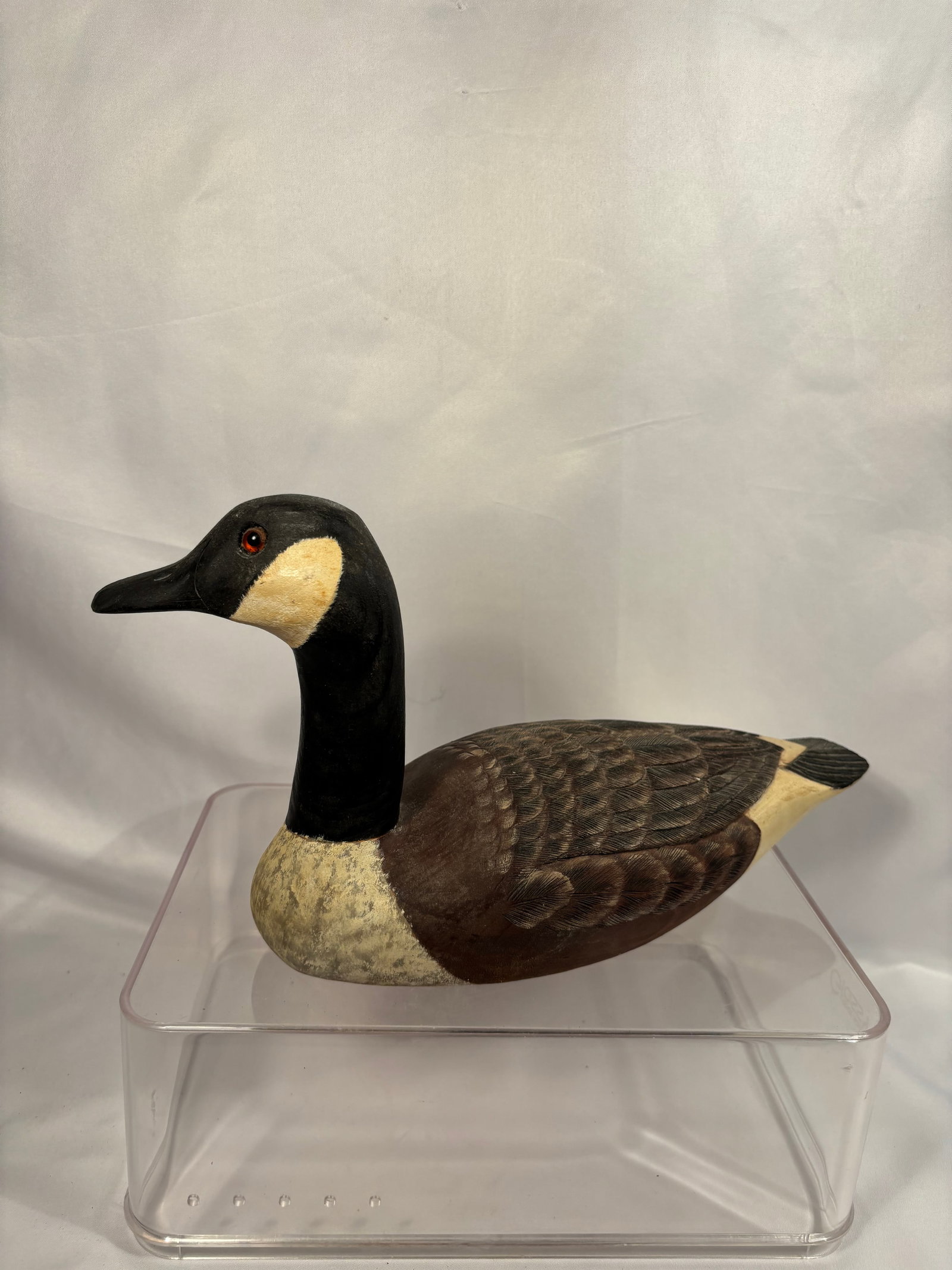 D & J Fuller Cedar Duck Company Hand-Carved Canada Goose Decoy No. 3217, 1990: A vintage hand-carved and hand-painted wooden Canada goose decoy by husband-and-wife artisans Darrell and Judy Fuller of the Cedar Duck Company, Niles, Michigan. Darrell Fuller carved the form, while 