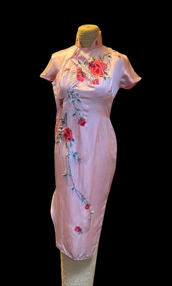 Vintage Chinese Pink Silk Embroidered Peony Qipao (Cheongsam) Dress (1 of 13)