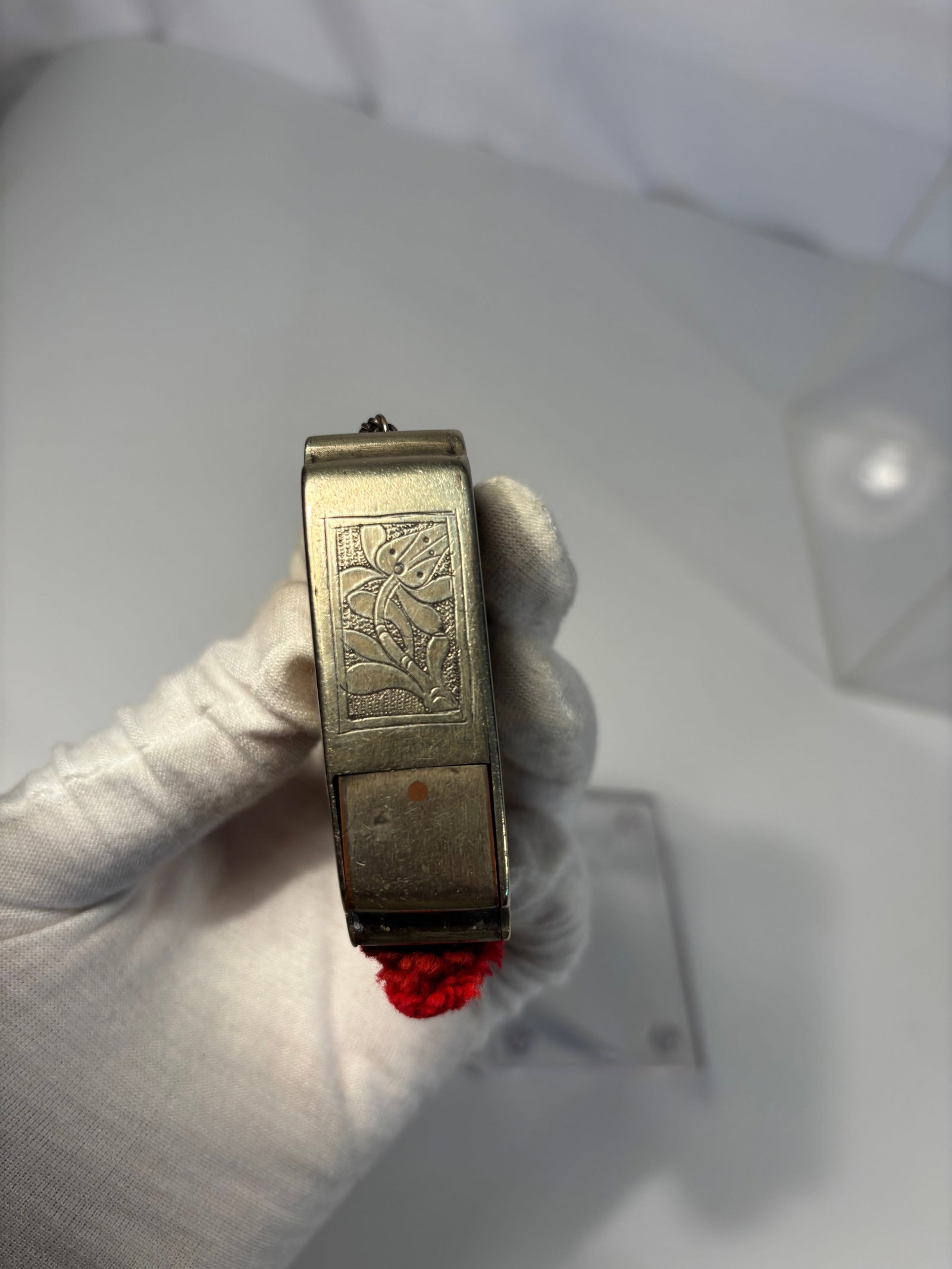 A Chinese White Brass (Baitong) Snuff Box - 6