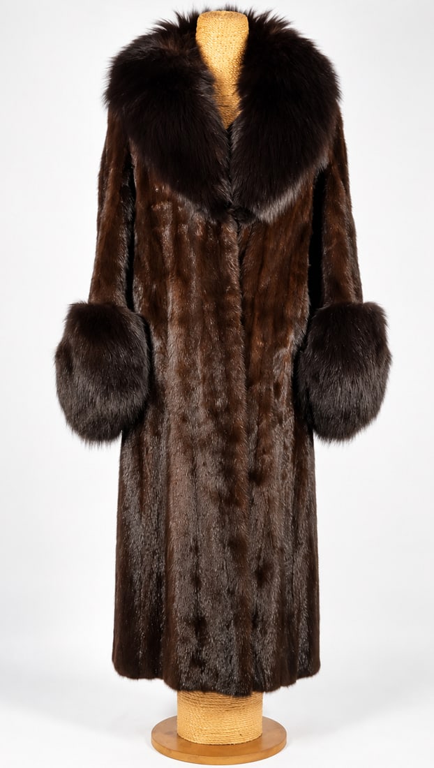 Vintage Harvey Yagoda Ltd. New York Brown Mink Fur Coat with Black Fox Collar & Cuffs: Elegant vintage full-length brown mink fur coat by Harvey Yagoda Ltd., New York, featuring a rich dark brown mink body accented with a dramatic dark/black long-haired fur collar and oversized matching