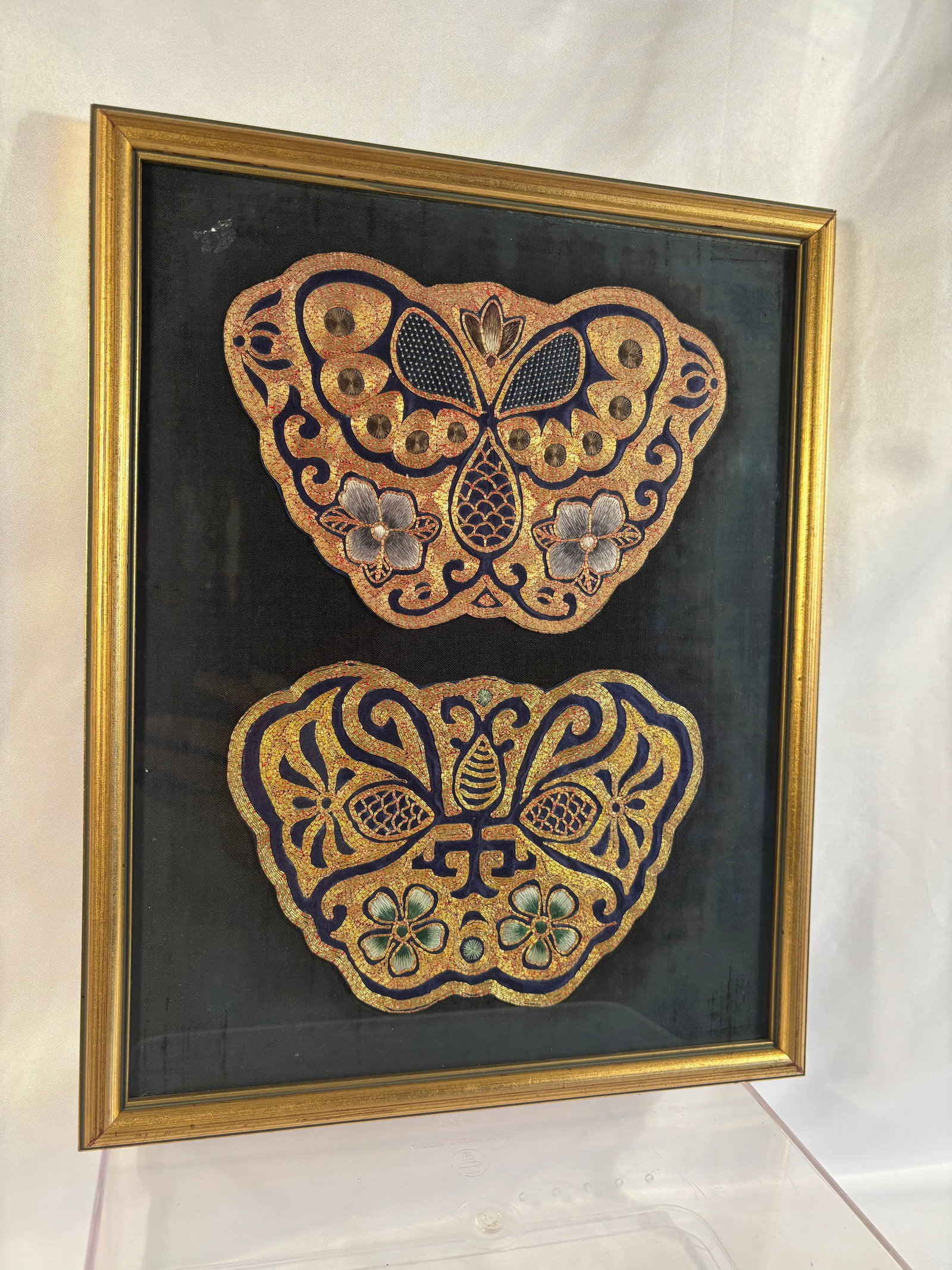 A Pair of Chinese Embroidered Butterfly Textile Appliqués, Framed , Late 19th century to early (1 of 6)