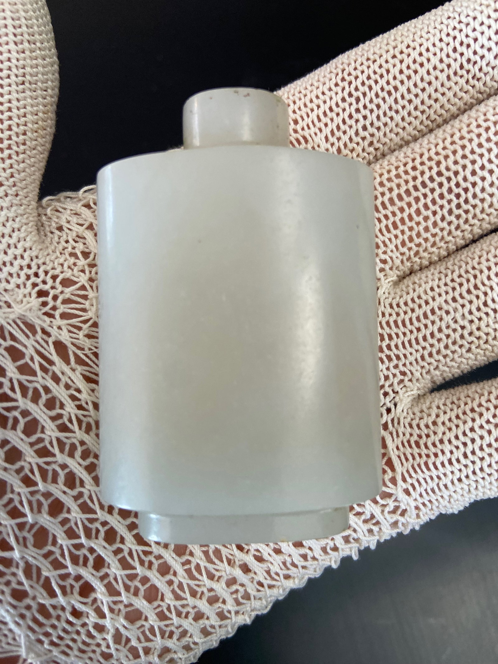 A Chinese nephrite jade snuff bottle - 5