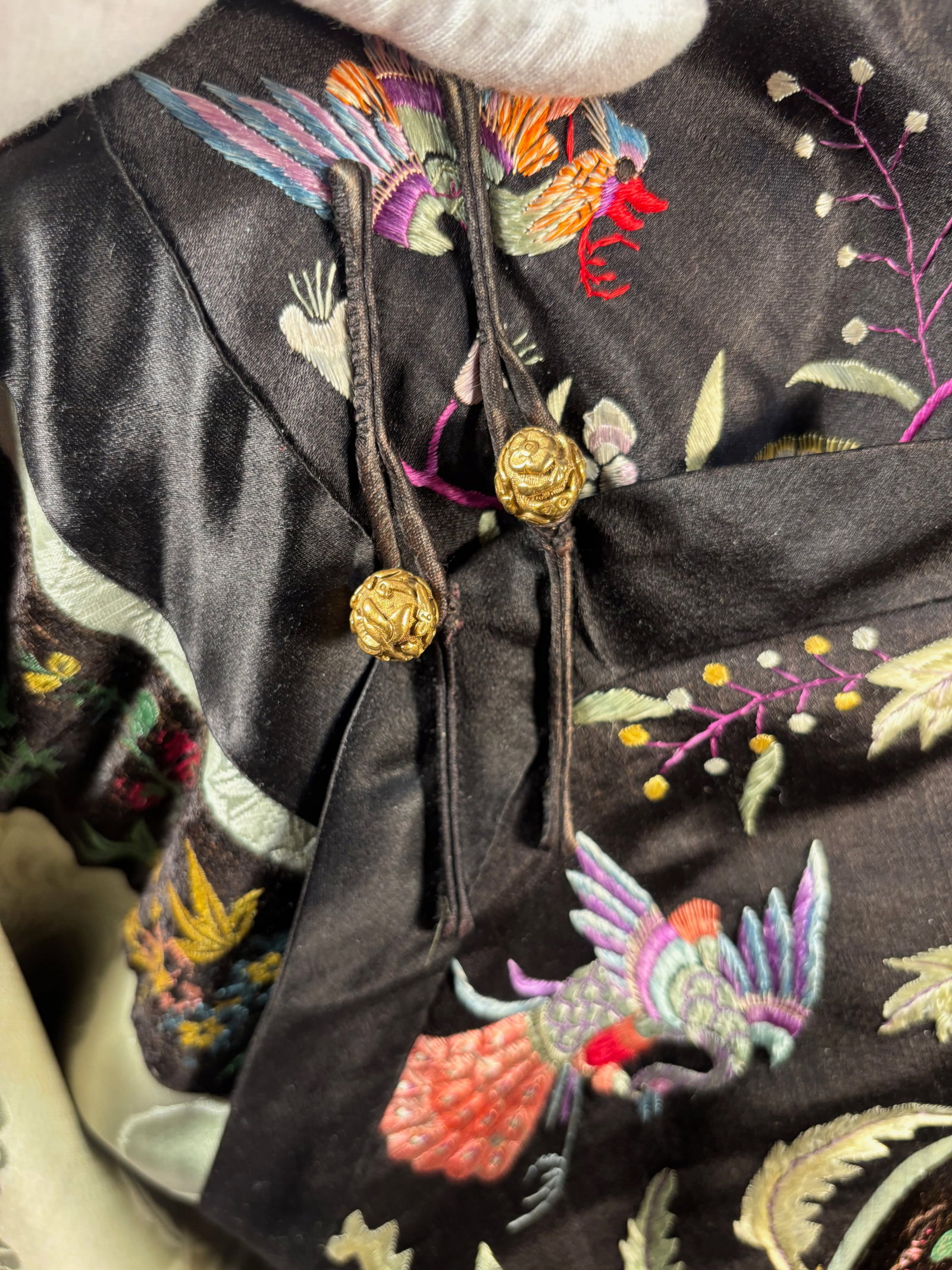 A Chinese Embroidered Silk Jacket - 13