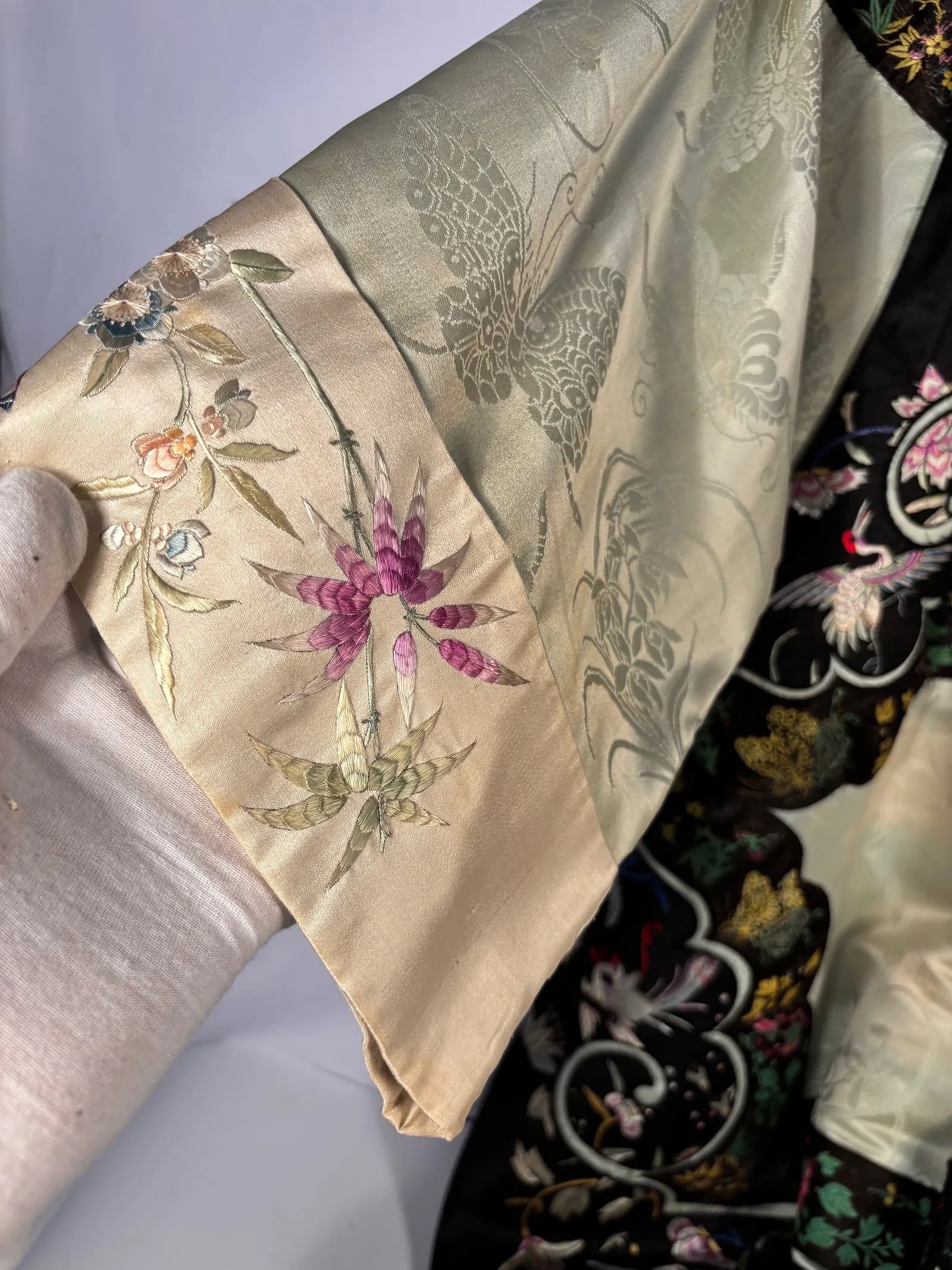 A Chinese Embroidered Silk Jacket - 5