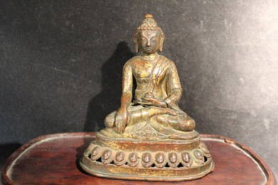 antique Chinese gilt bronze figure