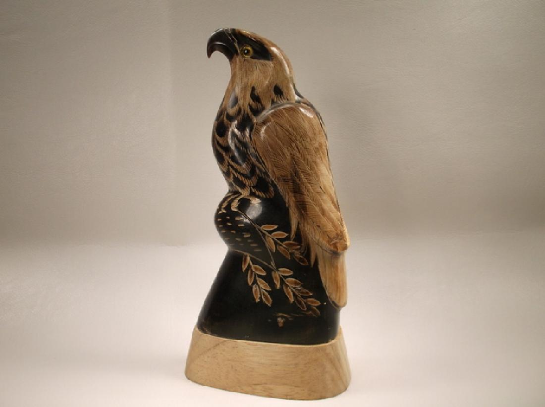 Stunning Alaskan Hand Carved Horn Eagle Statue 6 Inch (1 of 7)