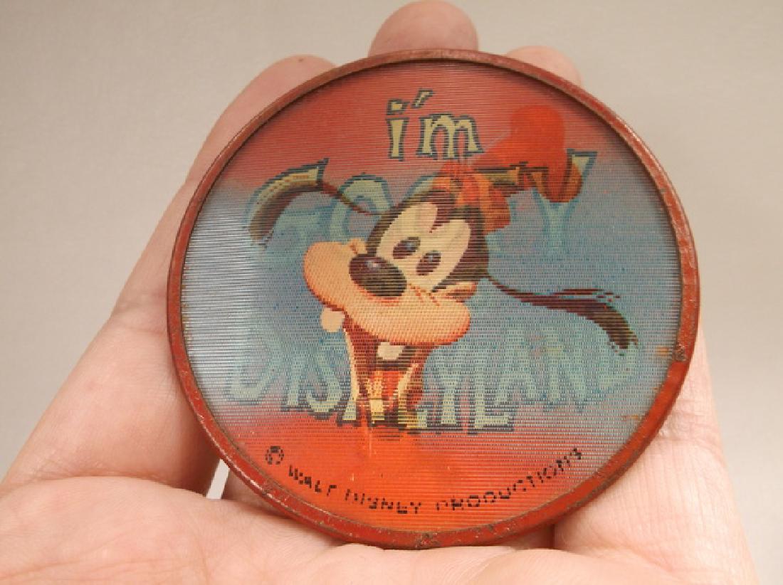 Beautiful Vintage 1970s Disney Goofy Disneyland Pin (1 of 3)