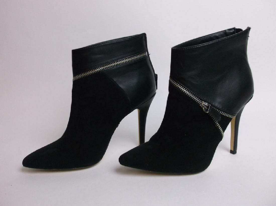 Hot Womens Rock N Republic Zipper Ankle Boot Heels 8: These are Runway or photo shoot shoes. They have been worn in photo shoots and or runway shoots and worn very little and in excellent condition