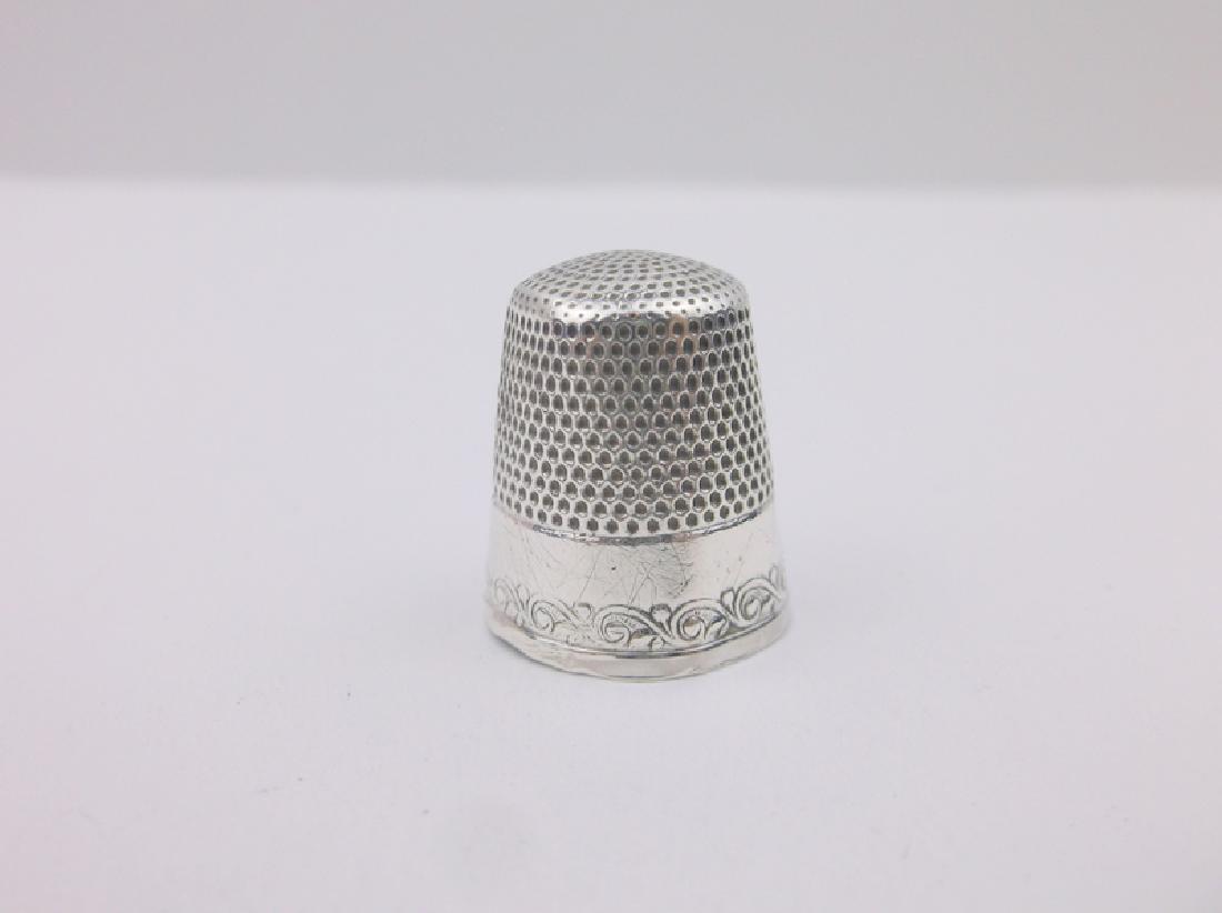 Art Nouveau Sterling Silver Sewing Thimble (1 of 1)