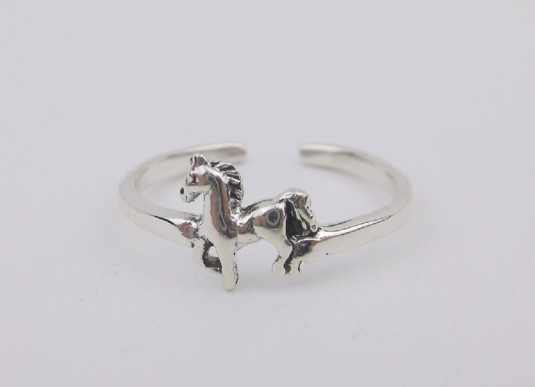 Stunning Sterling Silver Horse Toe Ring (1 of 2)