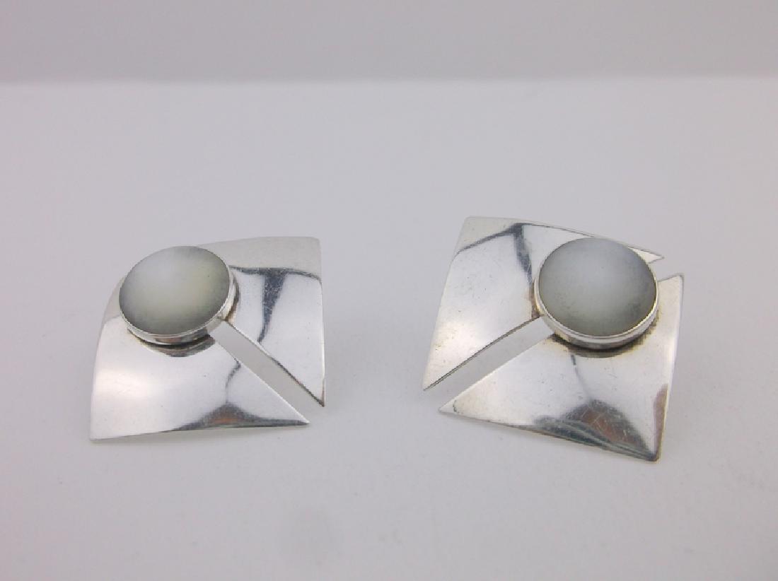 Stunning Navajo Sterling Silver MOP Earrings (1 of 2)