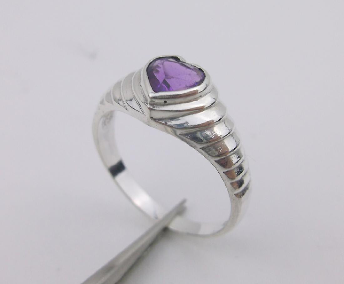 Stunning Sterling Silver Amethyst Ring 6 (1 of 2)